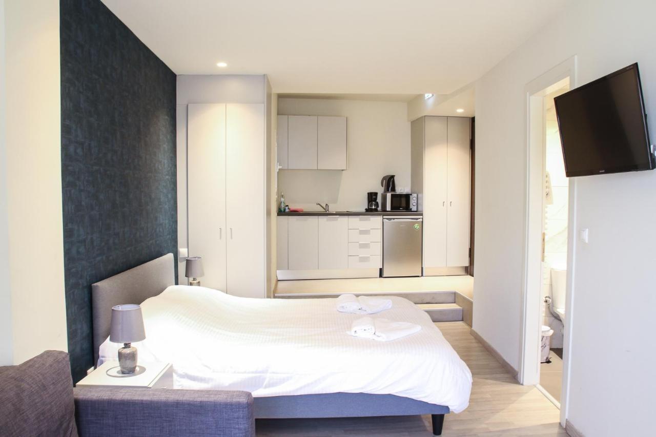 Pallados Suites Athens Exterior photo